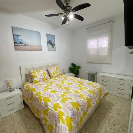 Precioso Apartamento En El Centro De Conil Para Familias, Parejas Y Grupos Conil De La Frontera Exterior photo